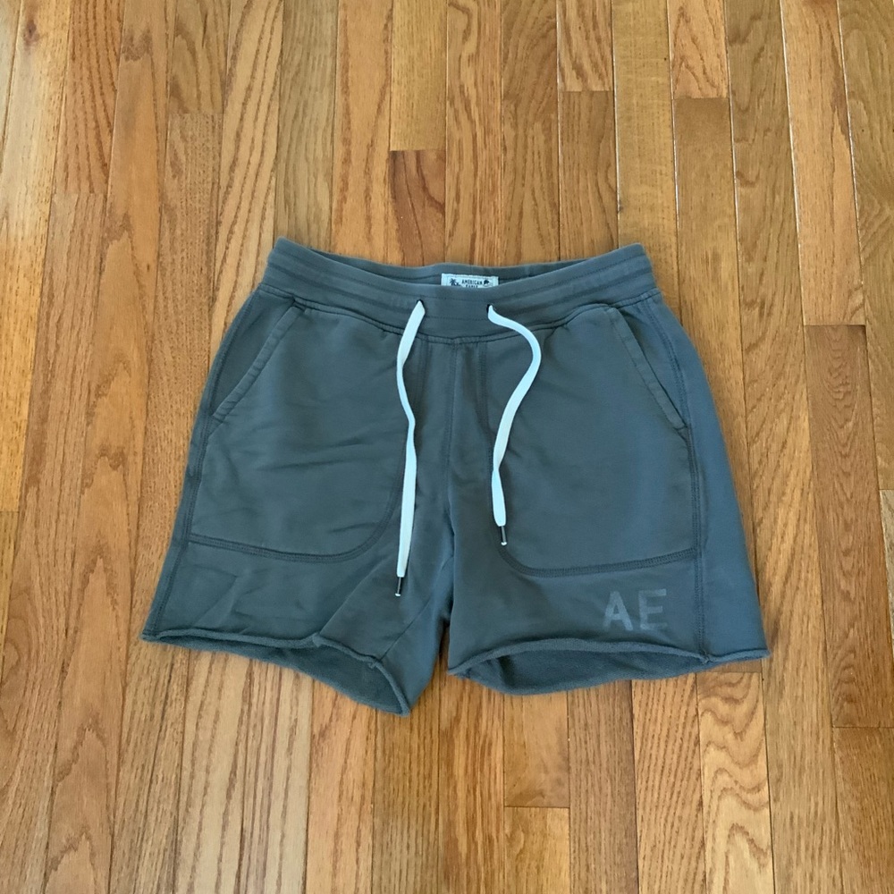 Men shorts with drawstring